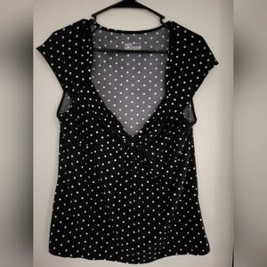 Low cute polka-dot shirt